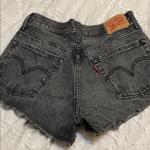 Levi Strauss jean shorts - Picture 3 of 3